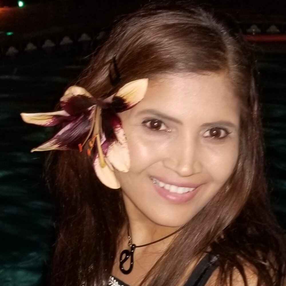 Meet your Posher, Ava